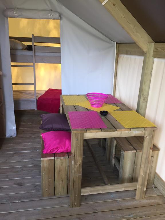 Camping Les Orangers San-Martino-di-Lota Kamer foto